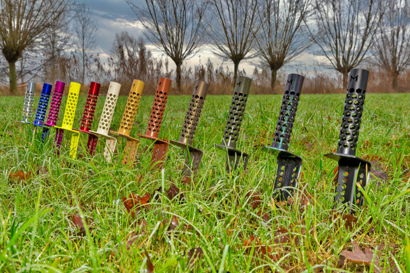 Load image into Gallery viewer, Motley Digging Tools GrassKnife