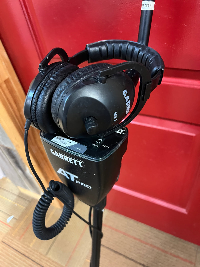 Load image into Gallery viewer, Used Garrett AT Pro Metal Detector with Wired Headphones