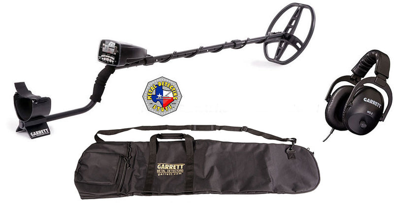 Load image into Gallery viewer, Garrett AT Pro Metal Detector with 50&quot; Travel Bag

