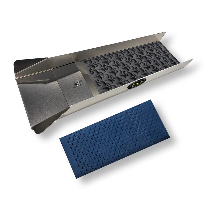 Load image into Gallery viewer, 6X24 Trek Gold Sluice Box with Mini/Micro Dream Mat Kit