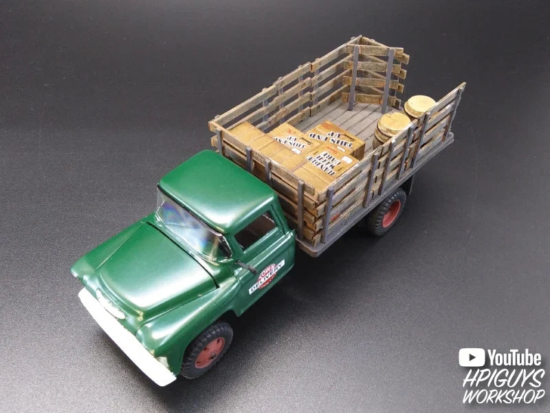 1:48 1955 Chevrolet 2 Ton Stake Truck Plastic Model Kit