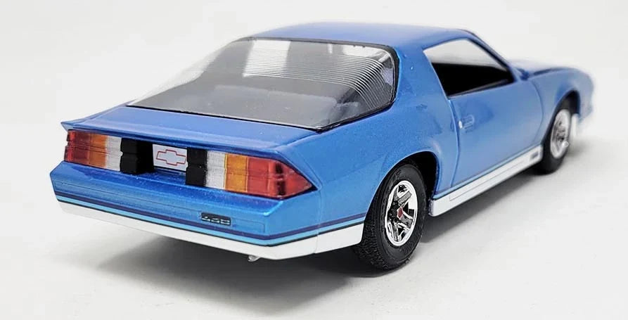 1:32 1982 Chevy Camaro  Z-28 Route 32 Plastic Model Kit