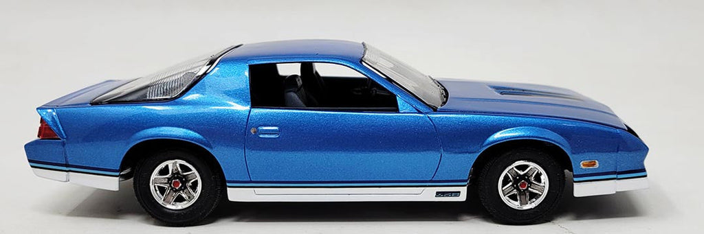 1:32 1982 Chevy Camaro  Z-28 Route 32 Plastic Model Kit