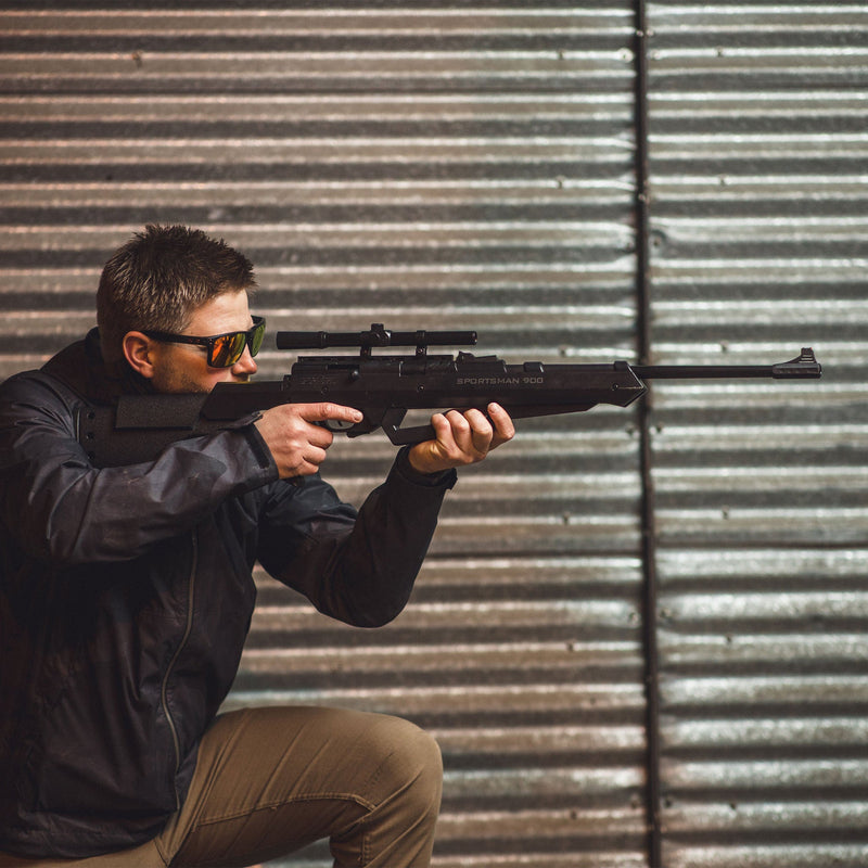 Load image into Gallery viewer, Sportsman 900 - Black
