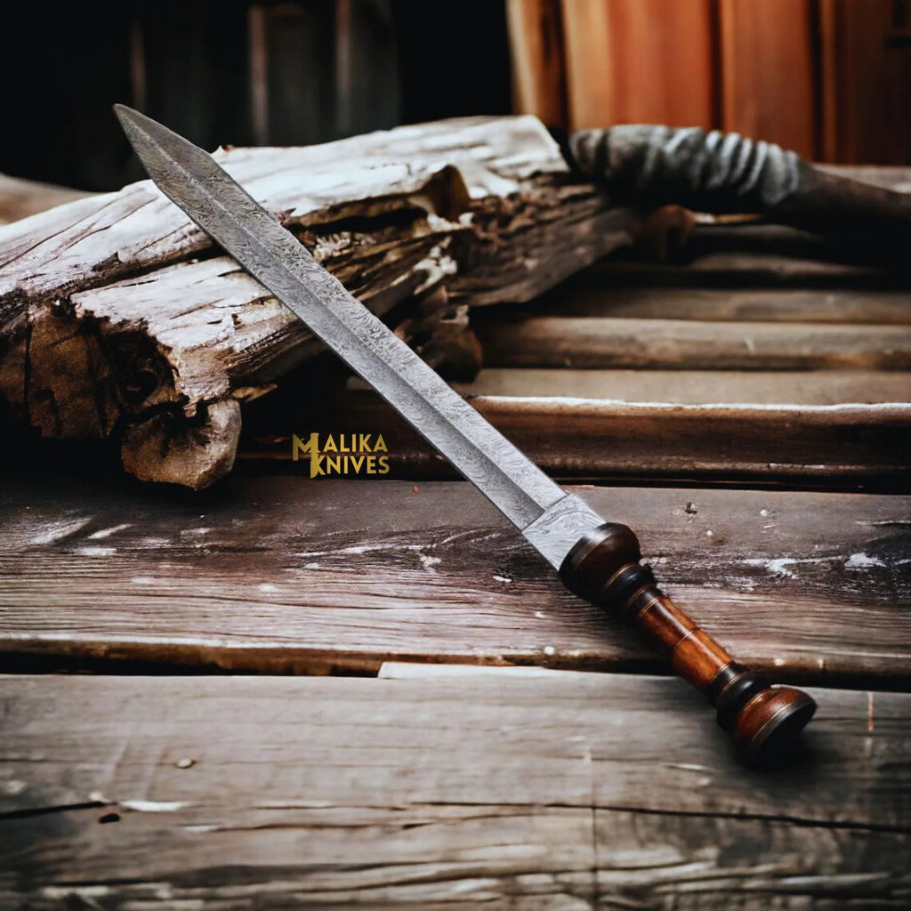 Damascus Gladiator sword with Leather sheath-905