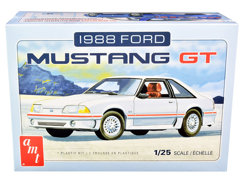 AMT - Skill 2 Model Kit 1988 Ford Mustang GT 1/25 Scale Model