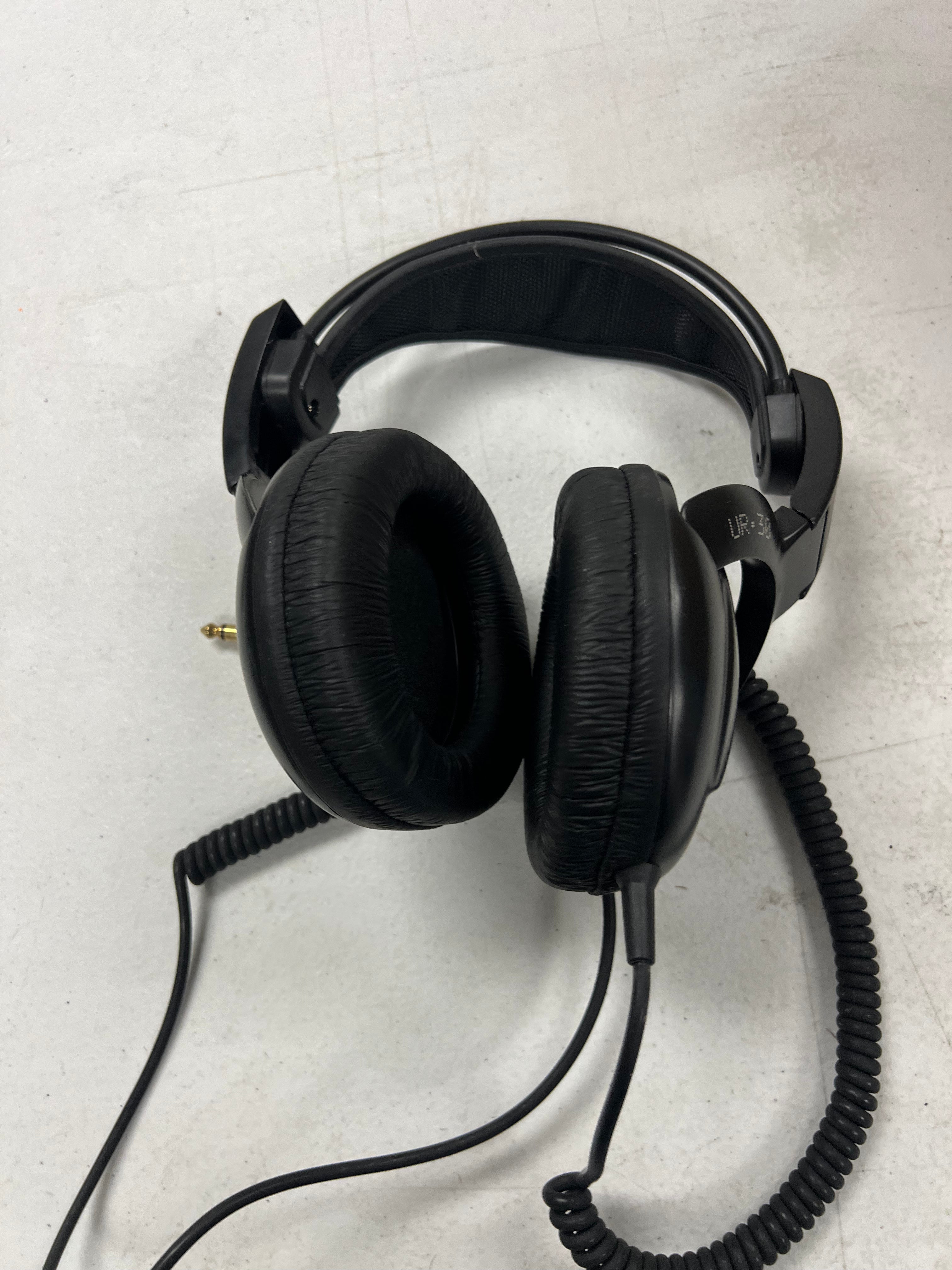 Auriculares con cable Minelab Koss UR-30 usados ​​con conector jack de 1/4”