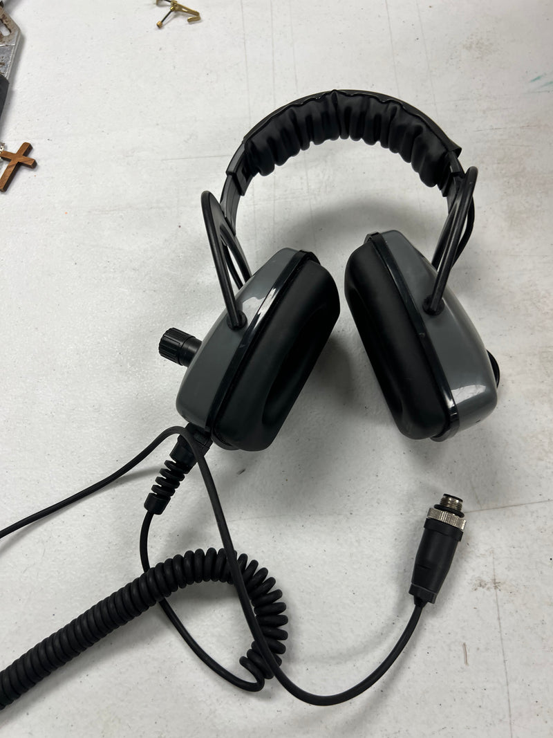 Load image into Gallery viewer, Used Gray Ghost Amphibians for Minelab CTX 3030
