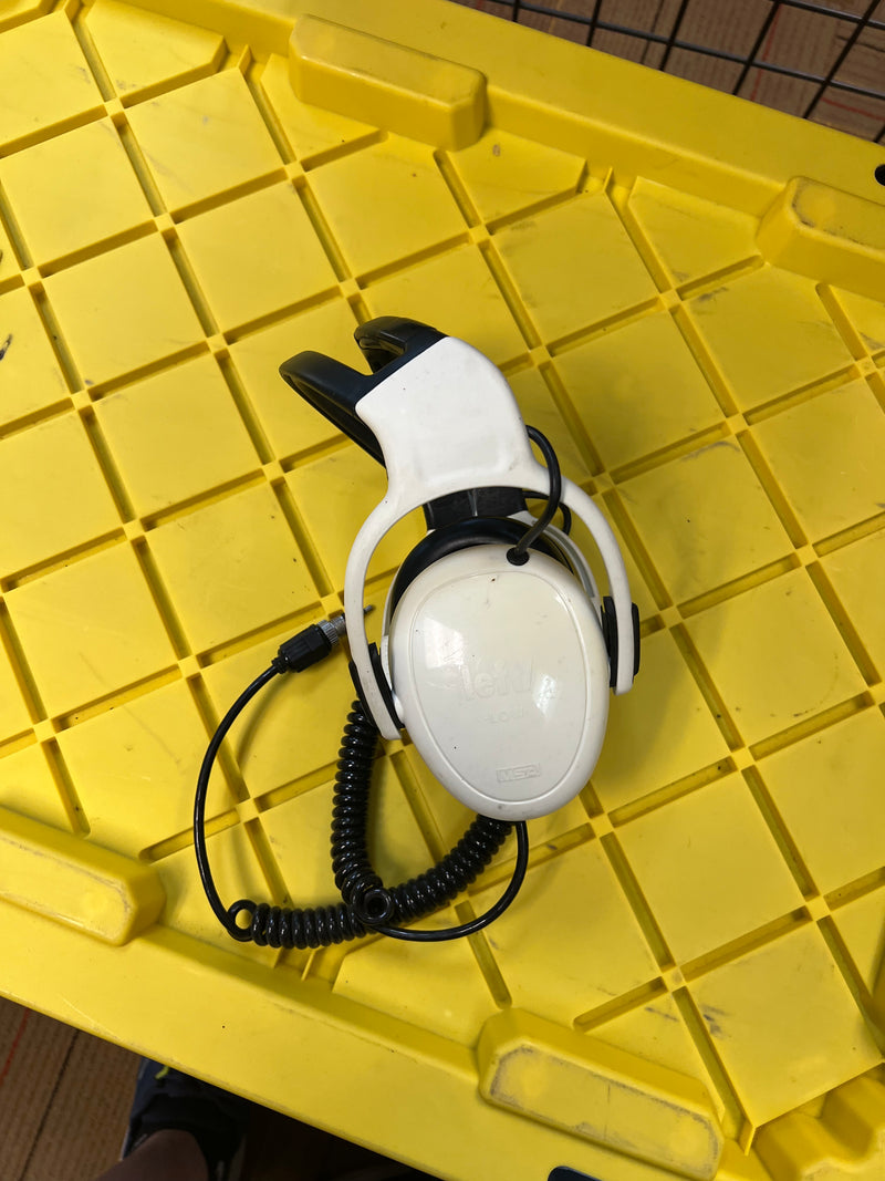 Load image into Gallery viewer, Used Tony Eisenhower waterproof headphones for Manticore, Legend and Equinox
