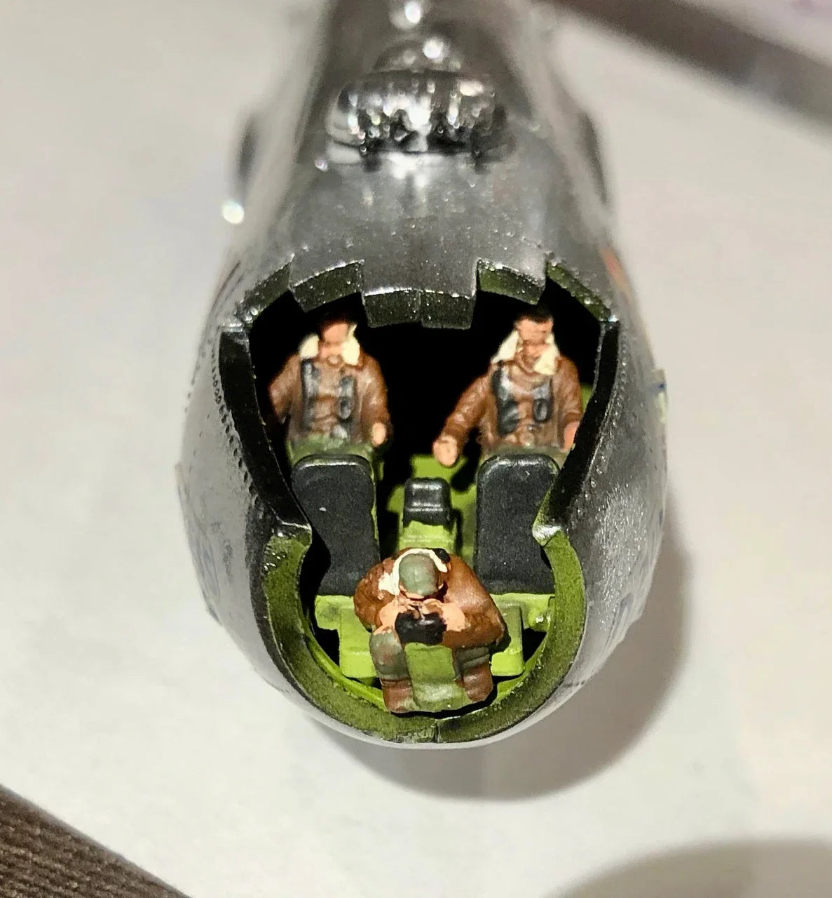 1:120 Boeing B-29 Superfortress with Swivel Stand