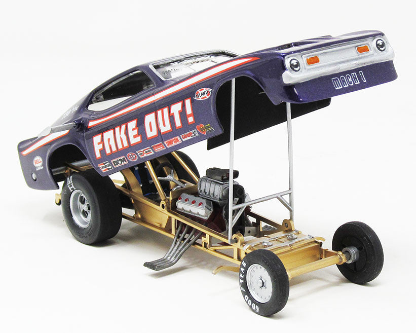 1:32 Tom Daniel - FAKE OUT! Classic Funny Car - A Tom Daniel Stylized Design (Snap Kit)