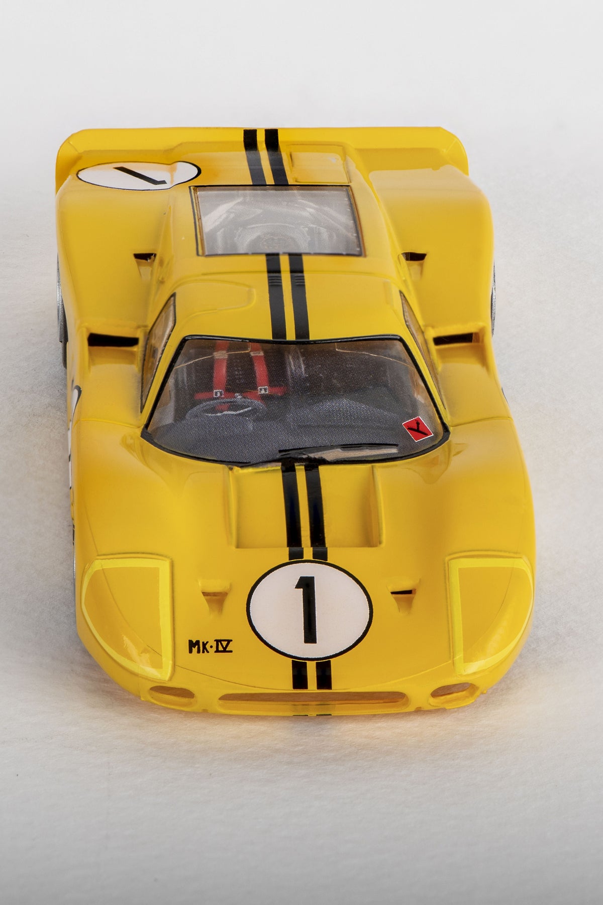 Ford GT40 Mark IV #1 Sebring, Yellow, HO Scale Slot Car