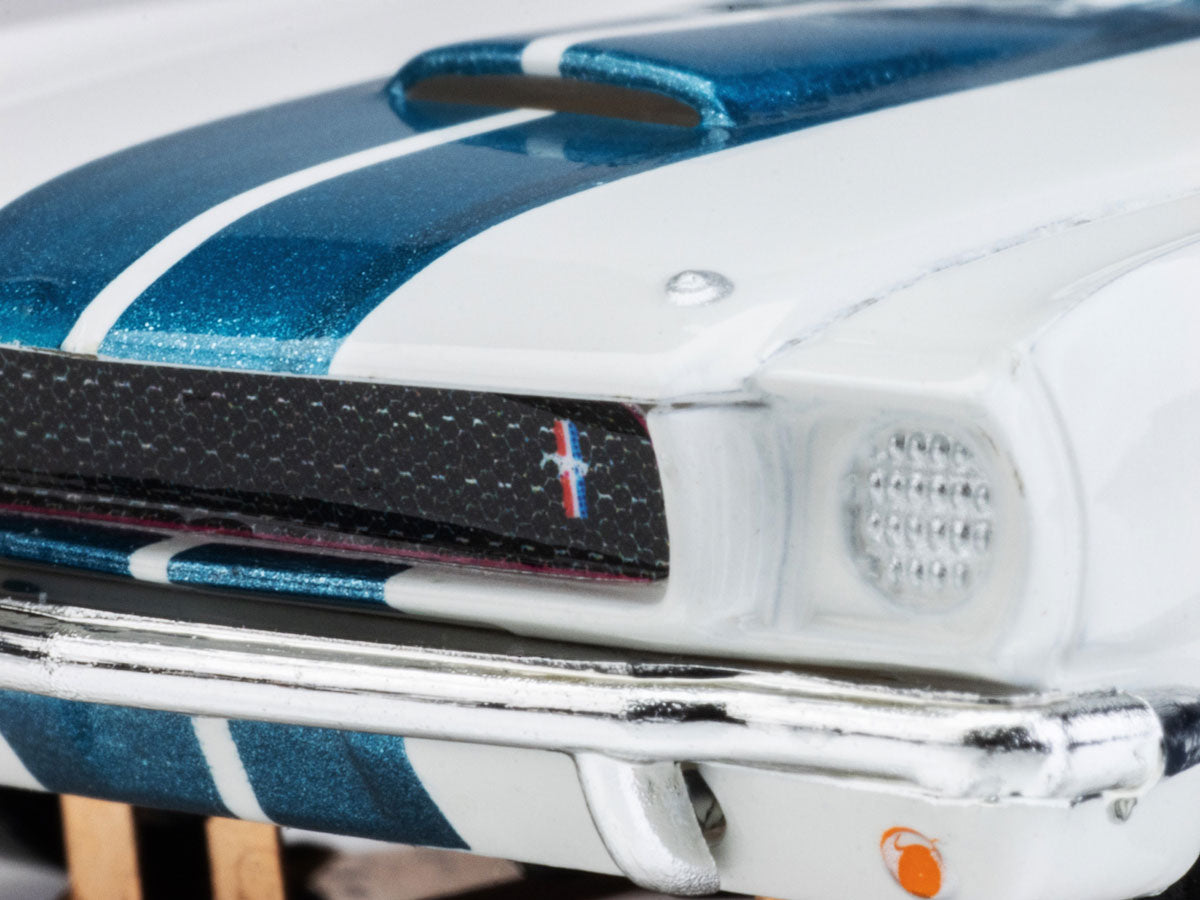 1965 Shelby Mustang GT350 White/Blue HO Slot Car Set
