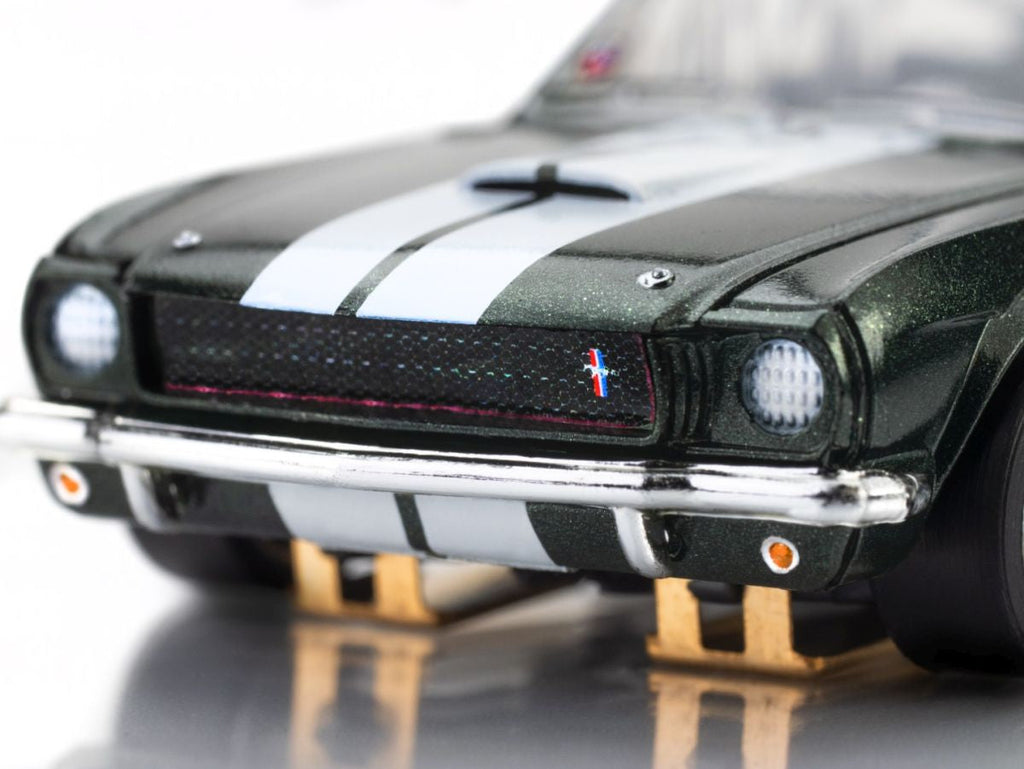 AFX Racing - 1966 Shelby GT350 Chose color
