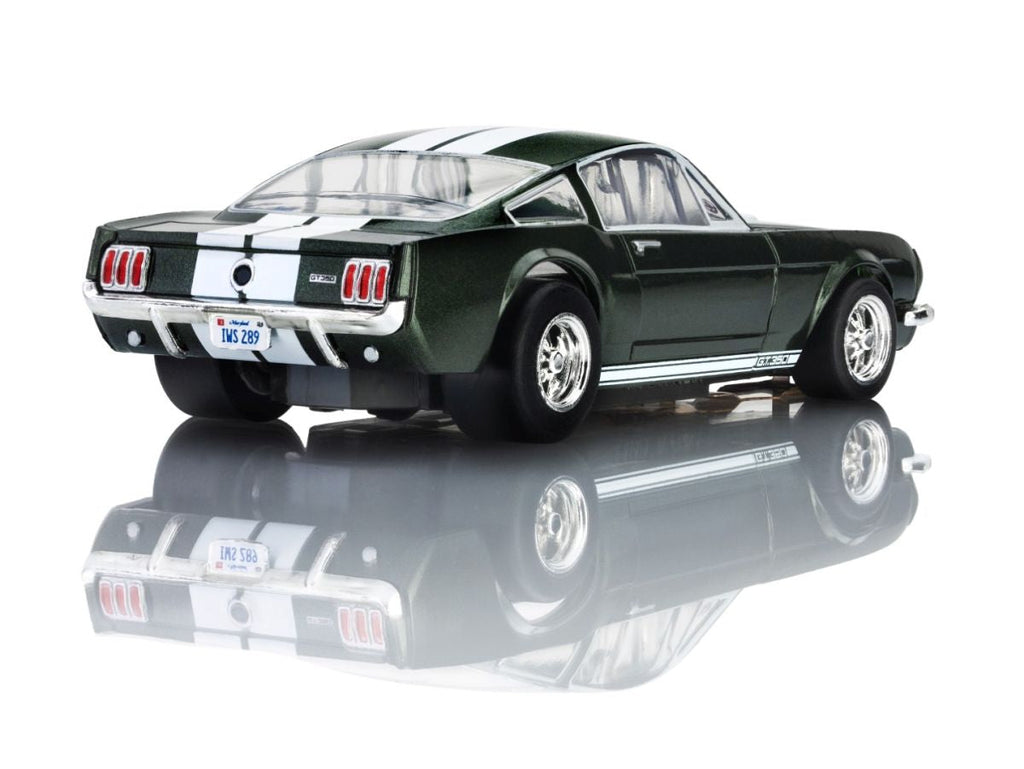 AFX Racing - 1966 Shelby GT350 Chose color