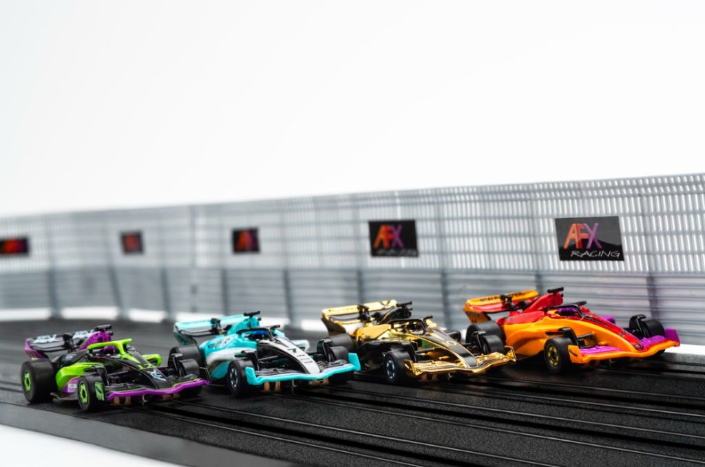 AFX - Super International 4-Lane Race Set