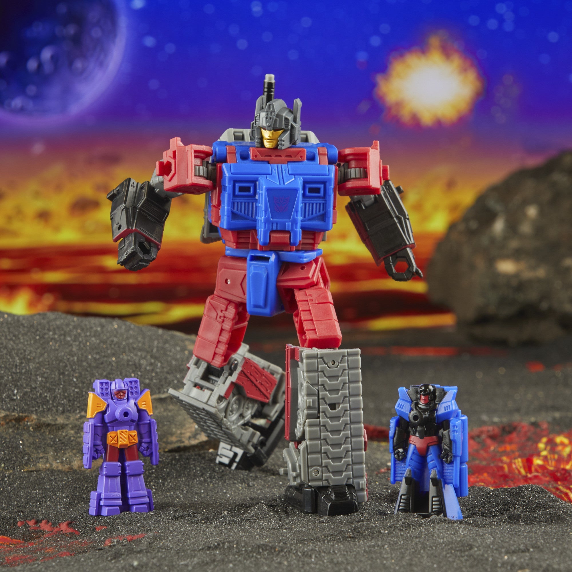 Quake - Transformers Legacy United Deluxe Class G1 Universe action figure