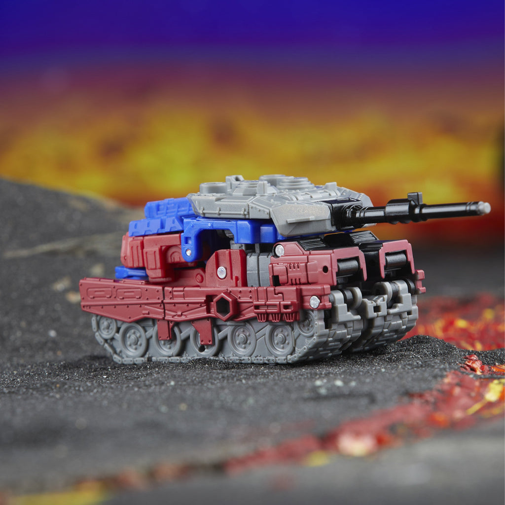 Quake - Transformers Legacy United Deluxe Class G1 Universe action figure