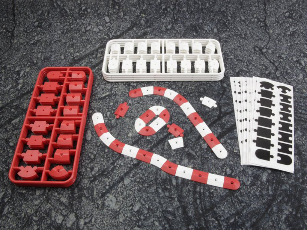 nana-TTR Curb Set - Red and White