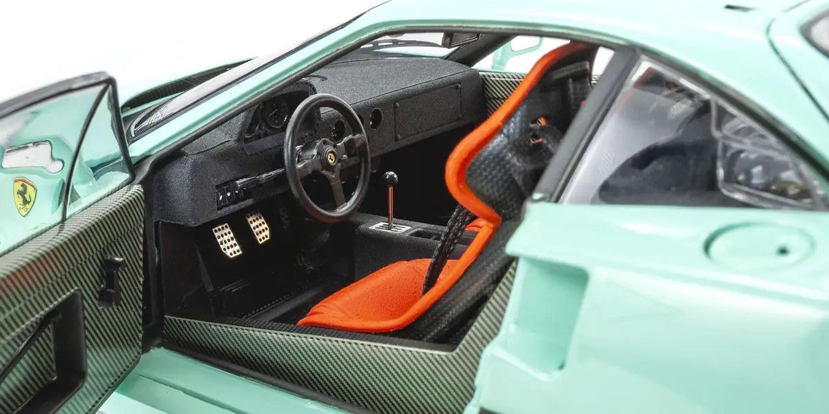 1/18 Ferrari F40 Scale Model, Mint Green