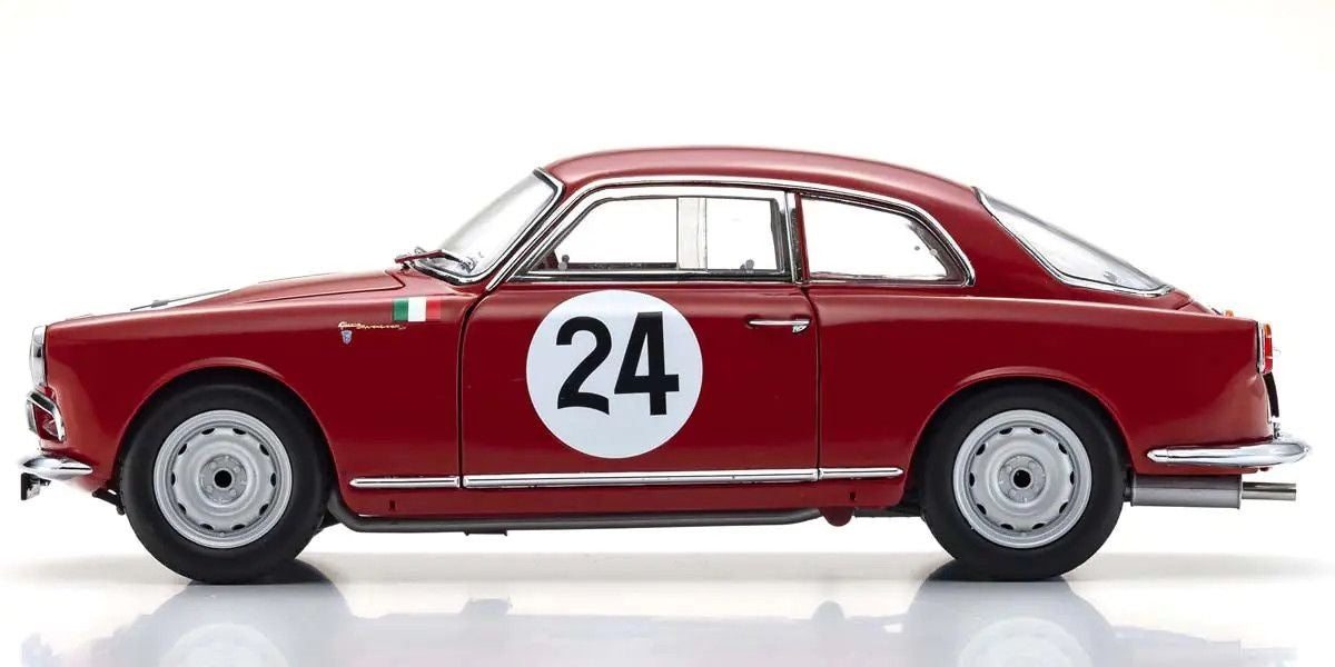 1/18 Scale Alfa Romeo Giulietta Sprint Blue Model Diecast Car