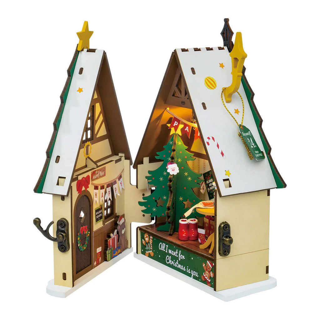 Twinkling Christmas House, Super Mini Houses - Little Warm Spaces
