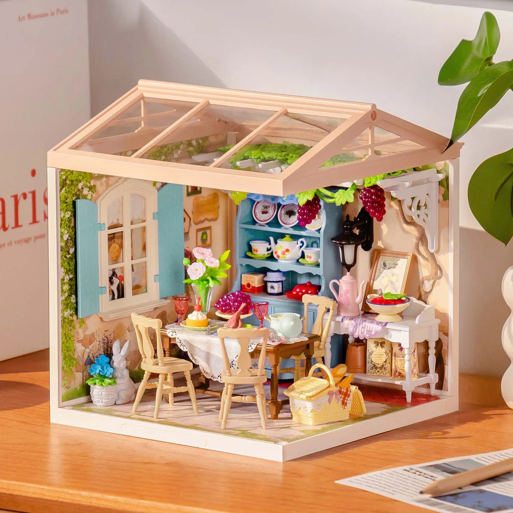 Midsummer Dream Yard, DIY Miniature House