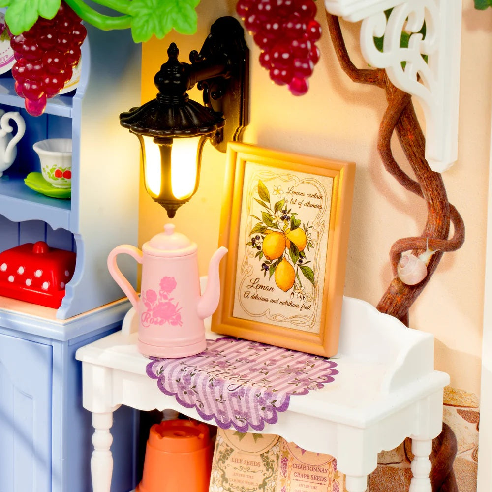 Midsummer Dream Yard, DIY Miniature House