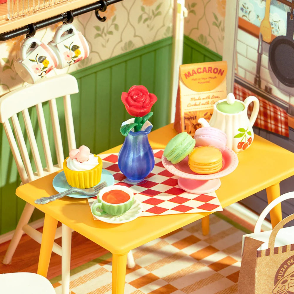 Floral Dinig Room, DIY Miniature House