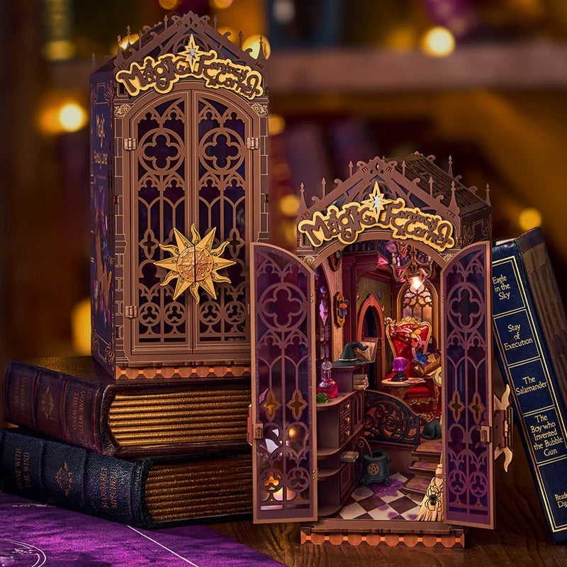 Rolife - Magic Fantasy Corner DIY Book Nook Kit TGB14