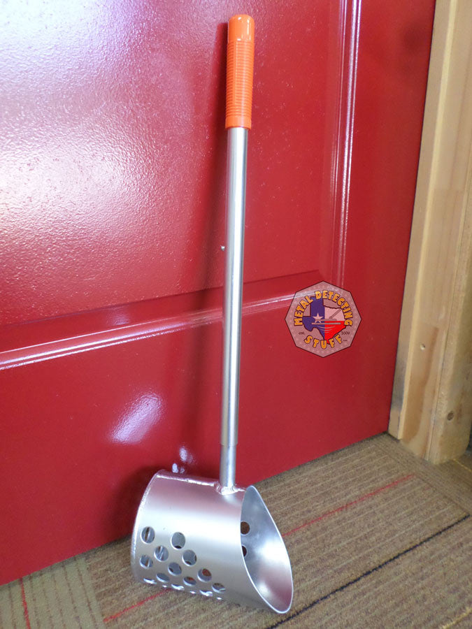 Load image into Gallery viewer, RTG Adjustable 5&quot; Aluminum Sand Scoop
