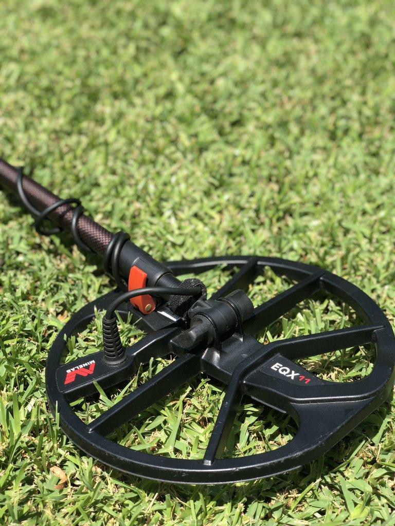 Eje de carbono Detect-Ed Special Edition Red Belly Red LS (superior) para Minelab Equinox