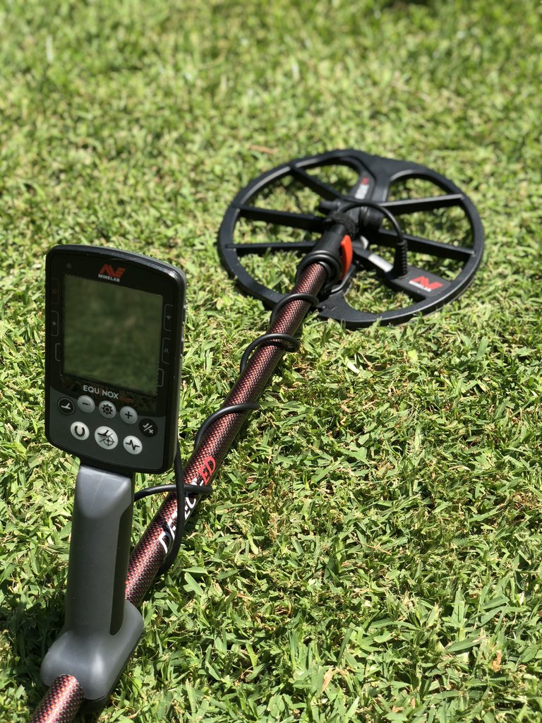 Load image into Gallery viewer, Detect-Ed Special Edition Red Belly Black LS Carbon Shaft (upper) for Minelab Equinox
